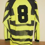 Bee_Away_Back